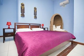 Aparthotel Aquamarina Suites