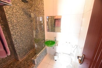 Aparthotel Aquamarina Suites