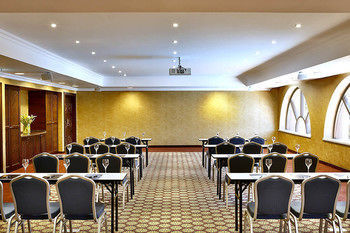 Hotel Hilton Alexandria King's Ranch