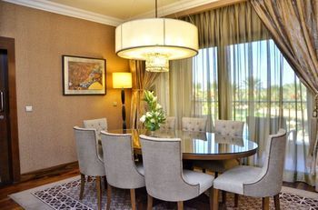 Hotel Hilton Alexandria King's Ranch