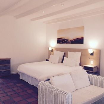 Hotel Albourne Guest House