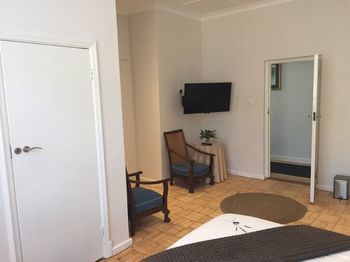 Hotel Albourne Guest House