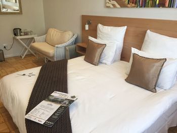 Hotel Albourne Guest House