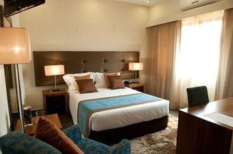 Hotel Quatro P�talas