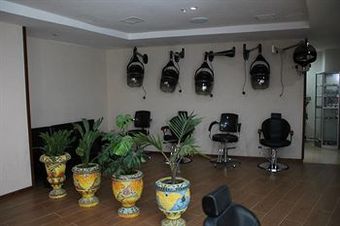 Belle-vue Hotel And Spa