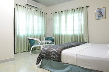 Hotel Mount Pleasant Inns & Apartment