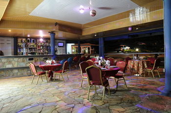 Hotel Mount Pleasant Inns & Apartment