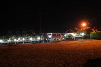 Hotel Mount Pleasant Inns & Apartment