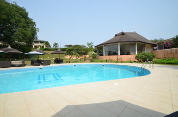 Hotel Planters Lodge & Spa