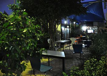 Oscarpak Royal Hotel