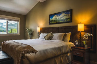 Hotel Solara Resort And Spa