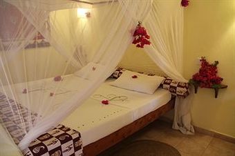 Hotel Angel's Bay Resort