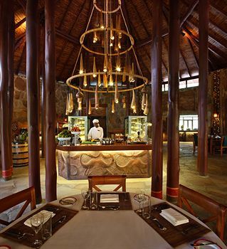 Posada Sarova Mara Game Camp