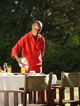 Posada Sarova Mara Game Camp