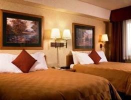 Ramada Stony Plain Hotel And Suites