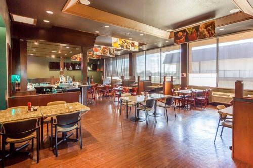 Hotel Econo Lodge Brooks