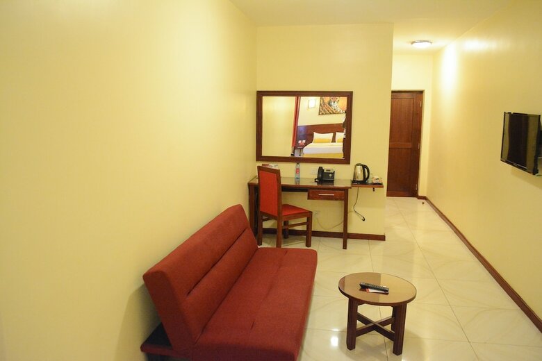 Prideinn Raphta Hotel