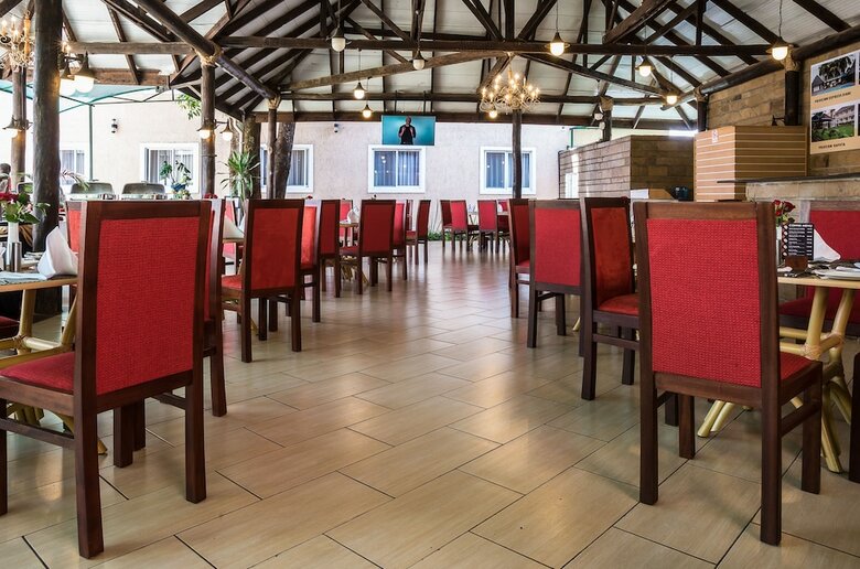 Prideinn Raphta Hotel