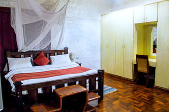 Hotel Bush House And Camp