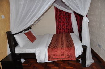 Hotel Bush House And Camp