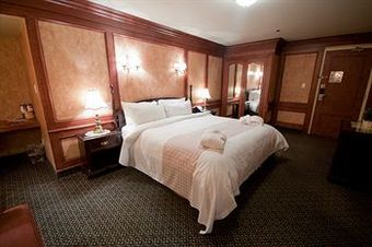 Hotel Canad Inns Destination Centre Fort Garry