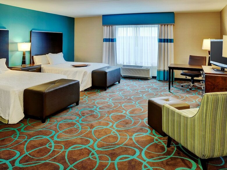 Hotel Hampton Inn By Hilton Winnipeg/airport