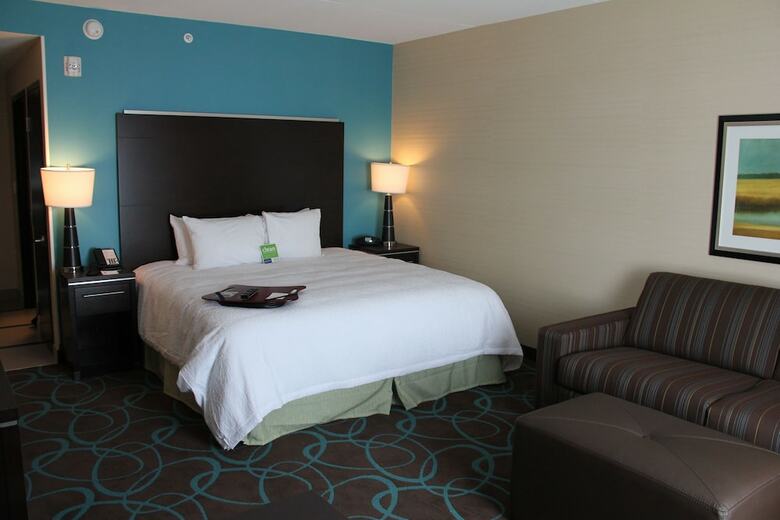 Hotel Hampton Inn By Hilton Winnipeg/airport