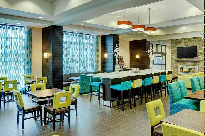 Hotel Hampton Inn By Hilton Winnipeg/airport