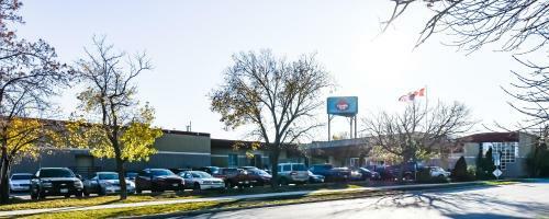 Hotel Canad Inns Destination Centre Windsor Park