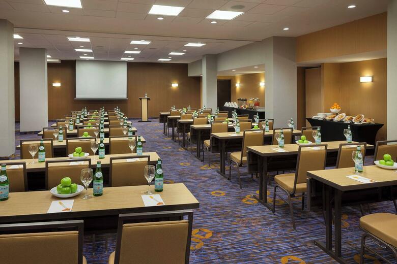 Aparthotel Towneplace Suites By Marriott Toronto Northeast/markham