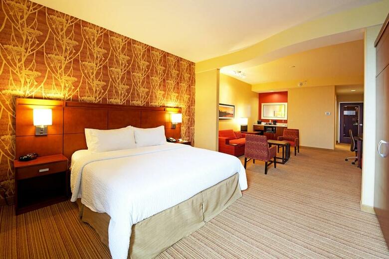Hotel Courtyard By Marriott Ottawa East