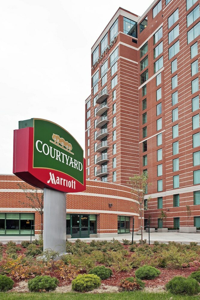 Hotel Courtyard By Marriott Ottawa East