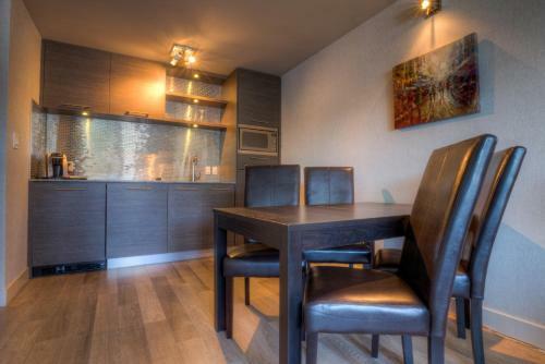 Hotel Oceanfront Suites At Cowichan Bay
