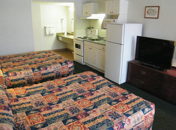 Motel Super 8 100 Mile House