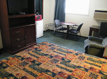 Motel Super 8 100 Mile House