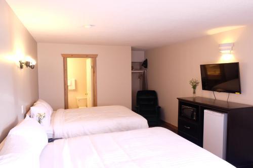 Howard Johnson Hotel Golden