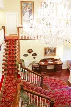 Aparthotel Riverbend Inn And Vineyard