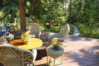 Hidden Valley Bed And Breakfast