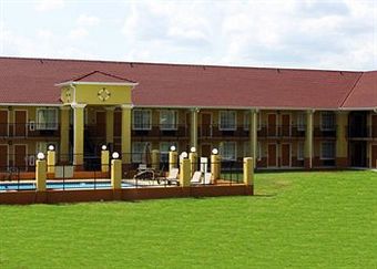 Hotel Quality Inn & Suites