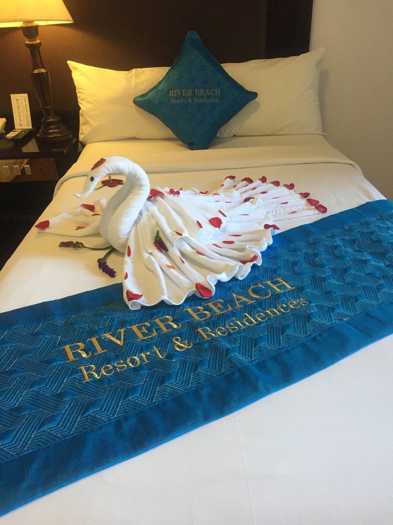 Hotel River Beach Resort