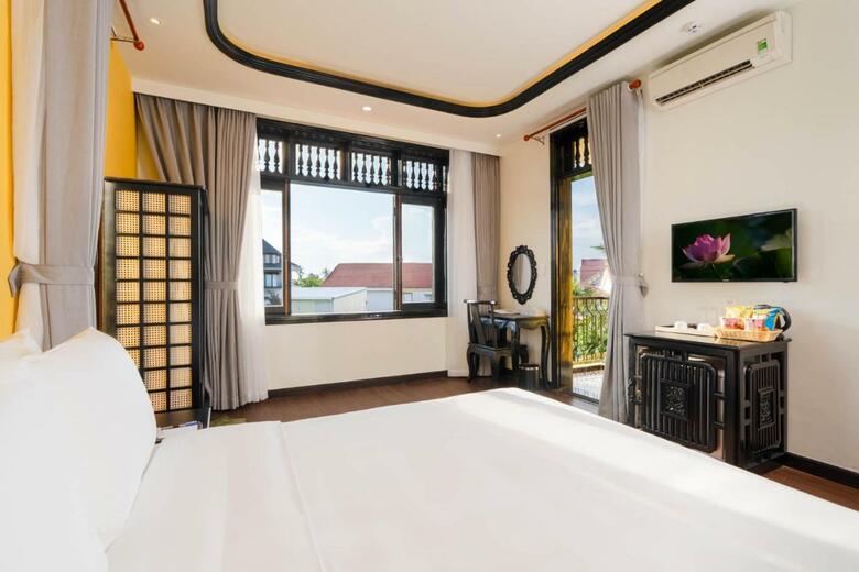 Hotel Lotus