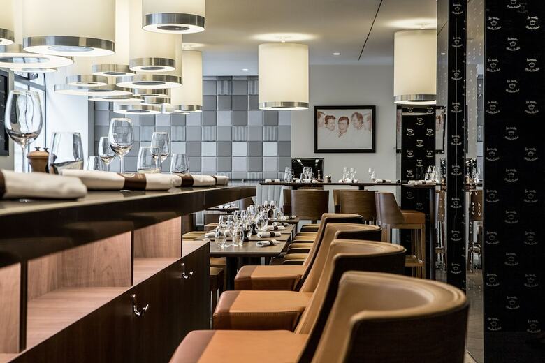 Hotel Sofitel Arc De Triomphe