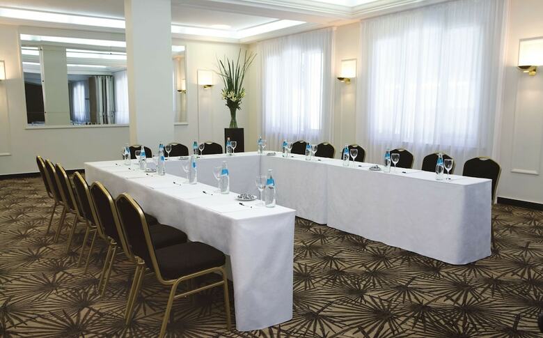 Hotel NH Buenos Aires Crill�n