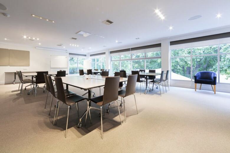 Forrest Hotel & Apartments