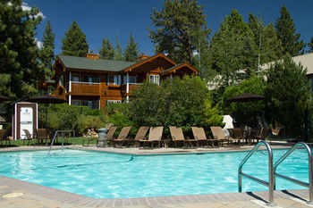 Aparthotel Red Wolf Lakeside Lodge
