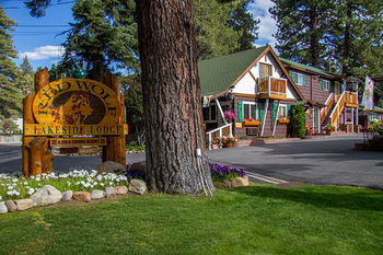 Aparthotel Red Wolf Lakeside Lodge