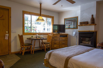 Aparthotel Red Wolf Lakeside Lodge