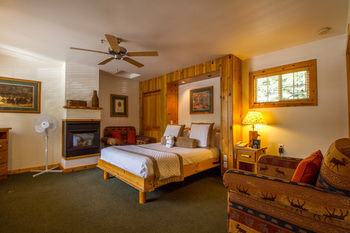 Aparthotel Red Wolf Lakeside Lodge