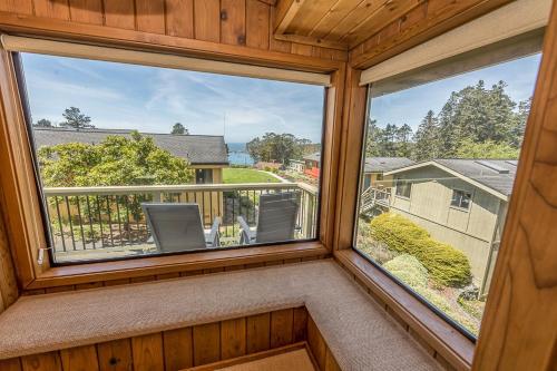 Bed & Breakfast Cottages At Little River Cove
