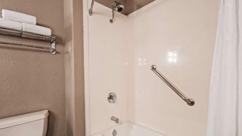 Hotel Best Western Cedar Inn & Suites